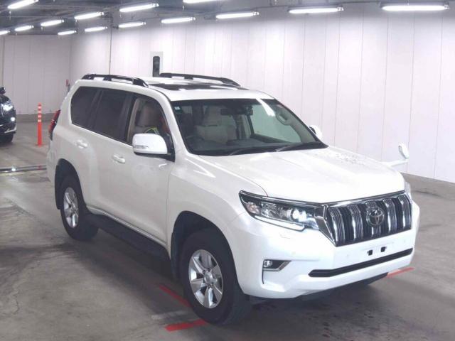 2022 Toyota LAND CRUISER PRADO TX