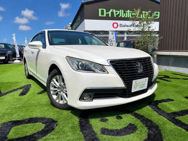 2013 Toyota Crown Royal Saloon