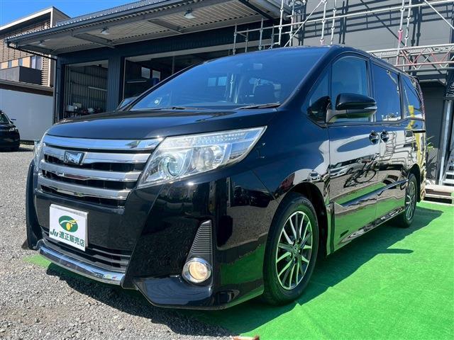 2014 Toyota NOAH 2.0Si 8 Seater