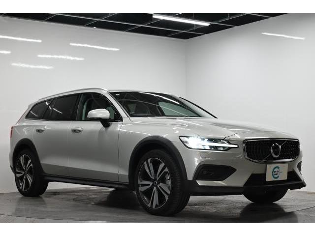 2019 VOLVO VOLVOV60CrossCountry Cross Country T5 AWD Pro