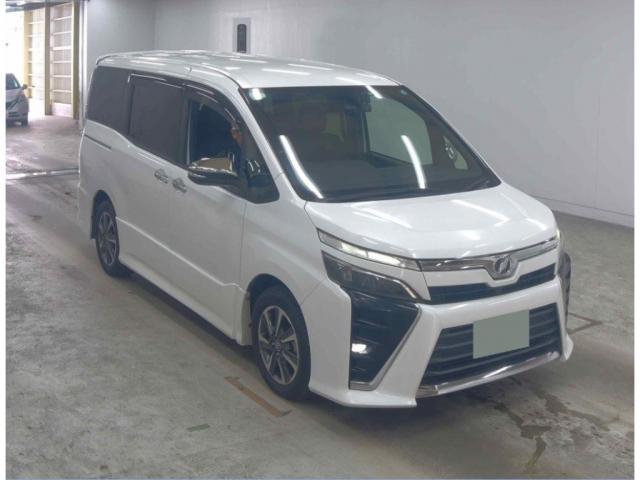 2018 Toyota Voxy ZS Kirameki