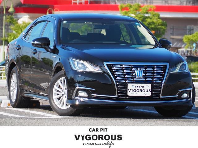2016 Toyota Crown Hybrid Royal