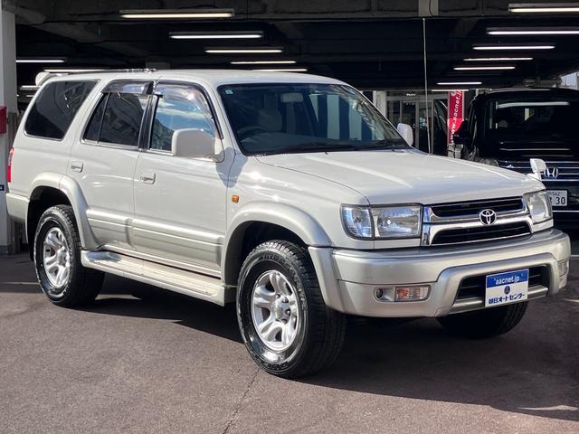 2001 Toyota Hilux Surf 5D SSR-X Late Model SD Navigation No Rear Tire Two-tone Color