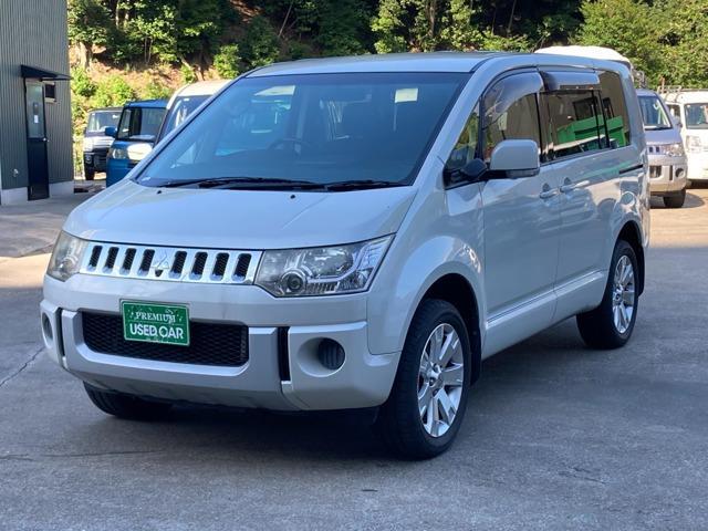 2007 MITSUBISHI Delica D5 2.4 G Navigation Package 4WD