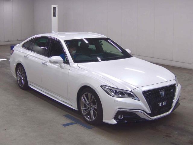 2021 Toyota Crown Hybrid RS Advance