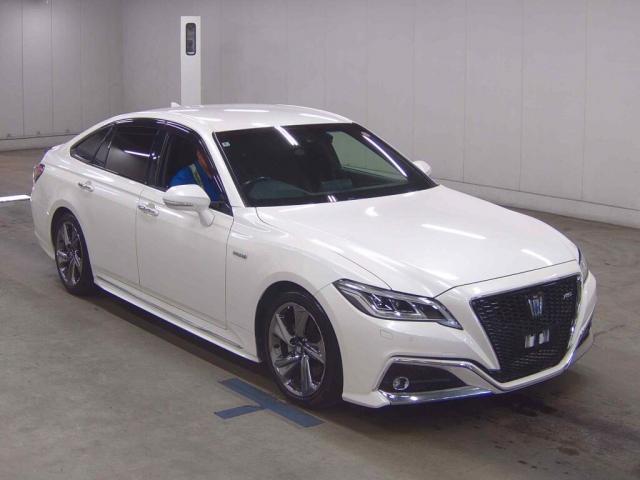 2018 Toyota Crown Hybrid RS Advance