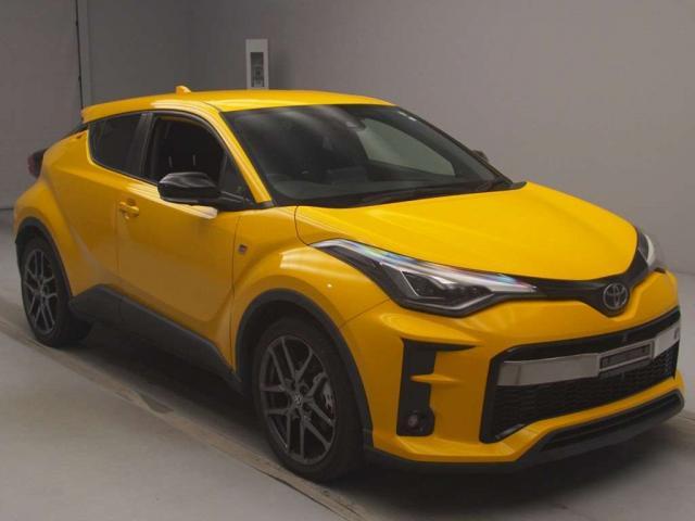 2022 Toyota C-HR Hybrid S GR Sport
