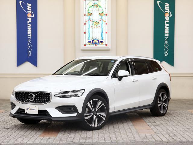 2022 VOLVO VOLVOV60CrossCountry Cross Country B5 AWD Pro