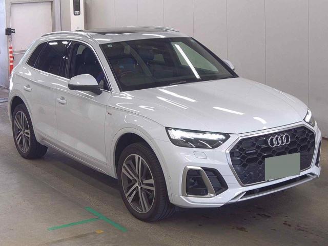 2025 Audi Q5 S line Dynamic Edition