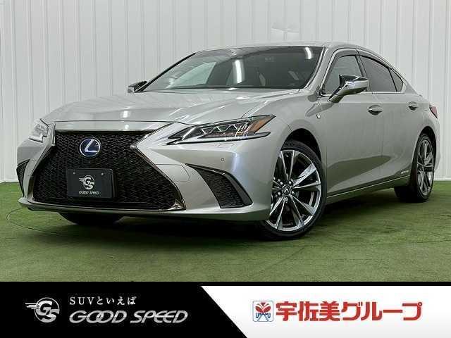2021 ES ES300h “F SPORT” — Photo 1