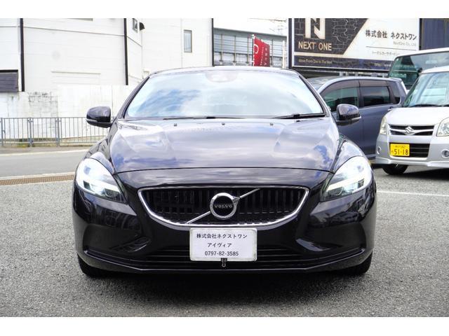 2016 VOLVO V40 D4 Momentum