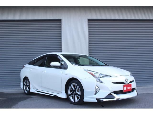 2016 Toyota Prius S Touring Selection — Photo 1