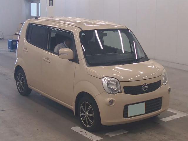 2012 Nissan MOCO X