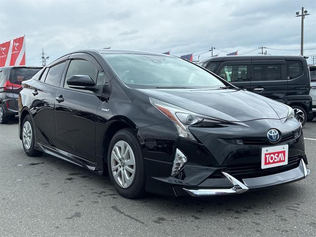2017 Toyota Prius S Safety Plus