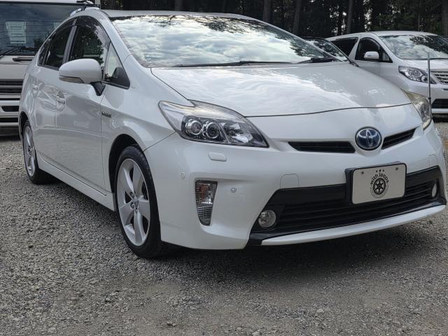 2015 Toyota Prius G Touring Selection Leather Package