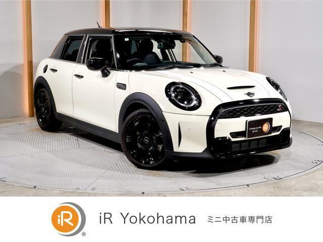 2022 BMW_Mini BMW Mini 5HB Cooper S Classic Trim