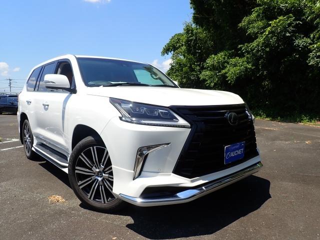 2016 LX LX570 Base Grade — Photo 1