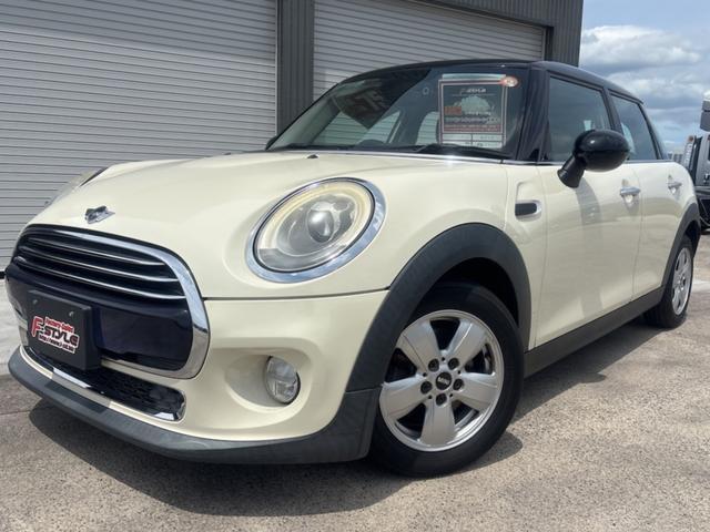 2015 MINI Cooper