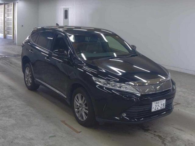 2019 Toyota Harrier Premium — Photo 1