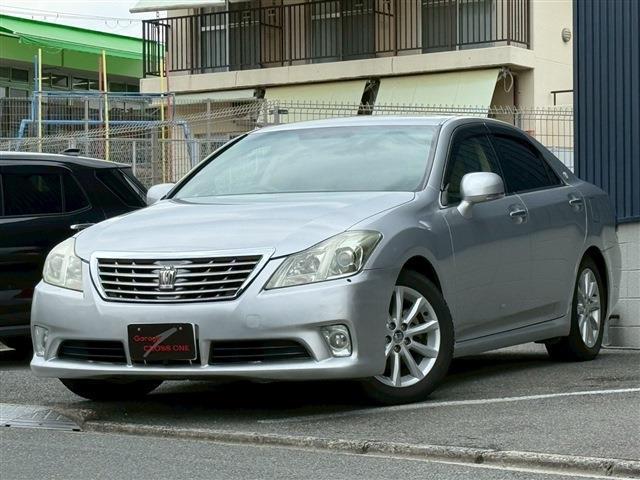 2011 Toyota Crown Royal Saloon