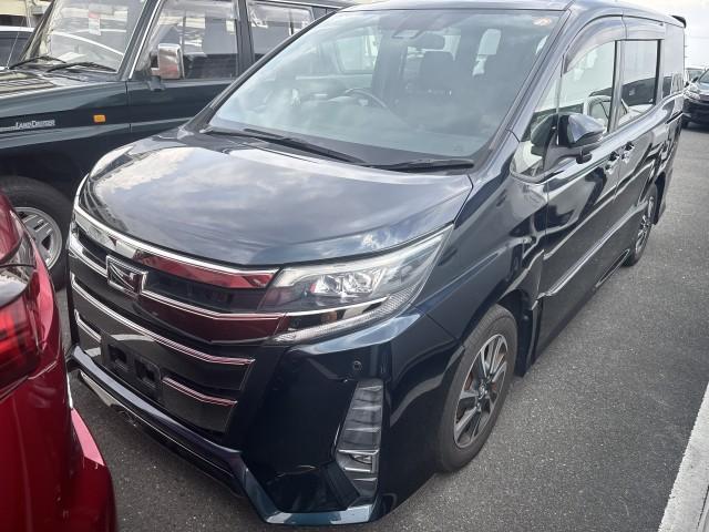 2017 Toyota NOAH Si — Photo 1