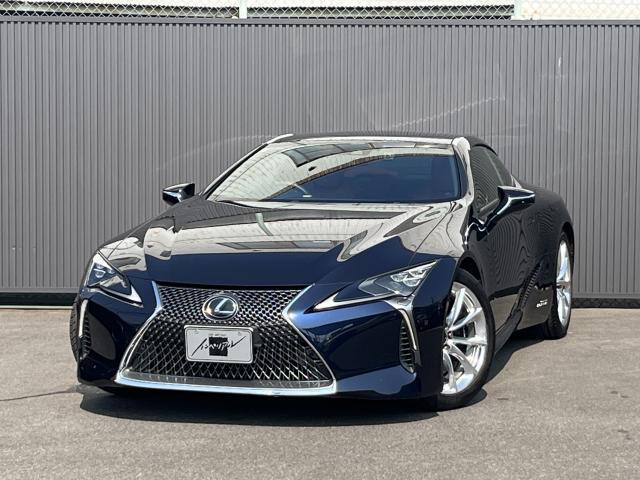 2017 LC Hybrid LC500h L Package — Photo 1