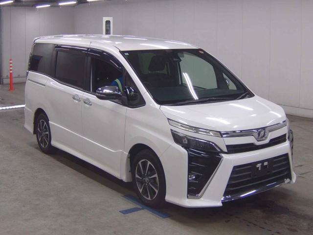 2018 Toyota Voxy ZS Kirameki