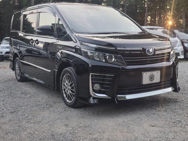 2016 Toyota Voxy Hybrid Hybrid ZS