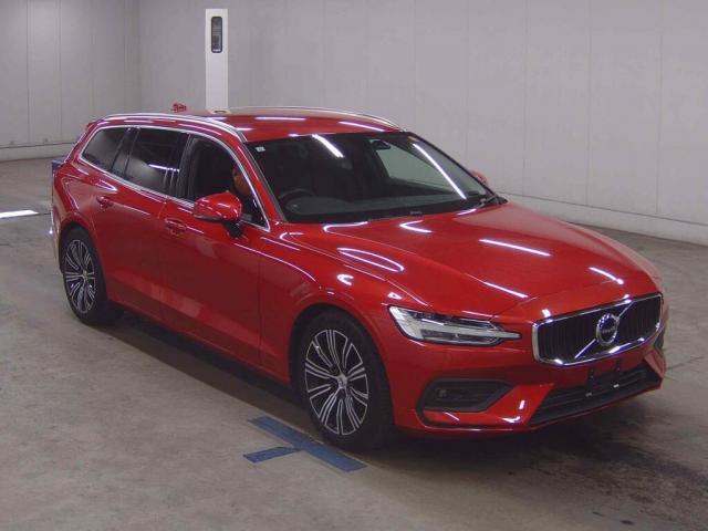 2019 VOLVO VOLVO V60 T5 Momentum Leather Package