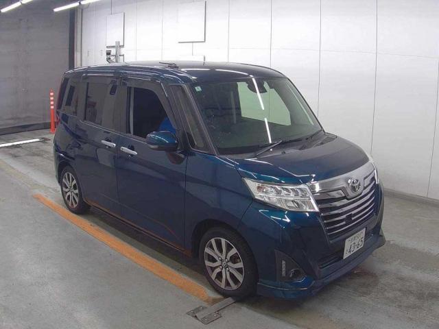 2018 Toyota ROOMY Custom G-T 9-inch Navi