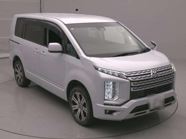 2022 MITSUBISHI Delica D5 G Power Package