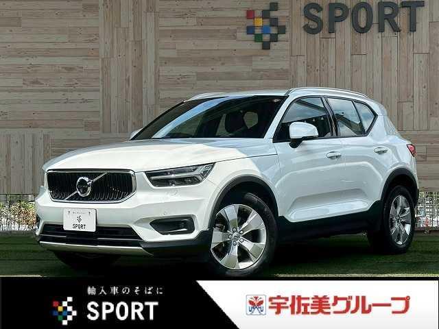 2021 VOLVO VOLVO XC40 B4 Momentum