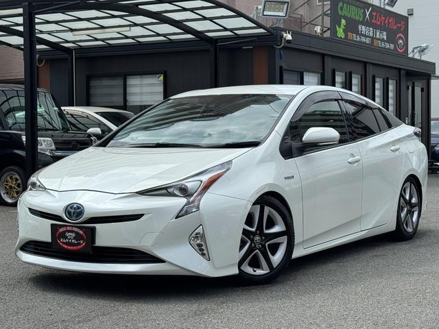 2016 Toyota Prius S Touring Selection