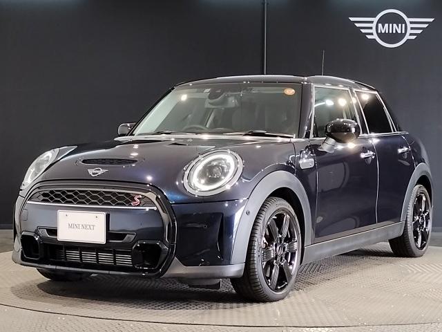 2023 BMW_Mini BMW Mini 5HB Cooper S Classic Trim
