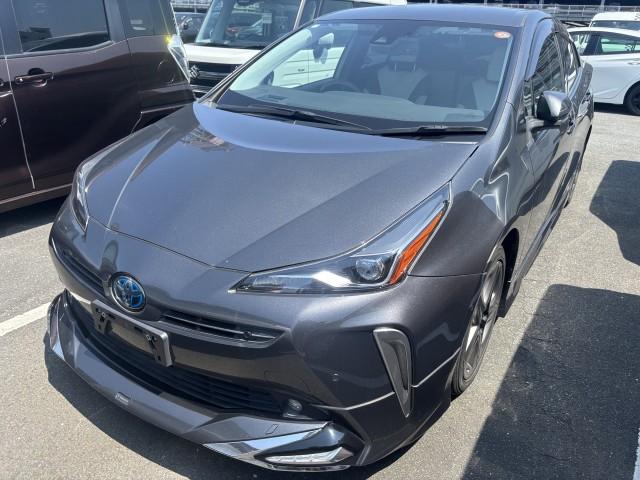 2021 Toyota Prius A Touring Selection — Photo 1