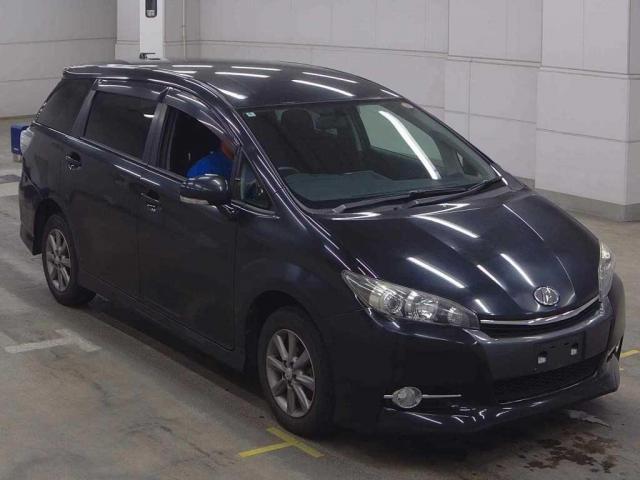 2016 Toyota Wish 1.8S 4WD