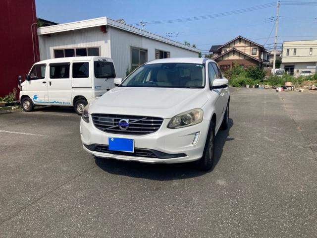 2015 VOLVO VOLVO XC60 T5 SE