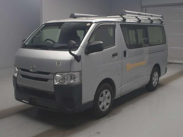 2015 Toyota HIACE VAN DX