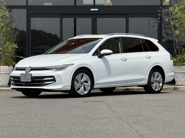 2025 Volkswagen VW Golf Variant TDI Style