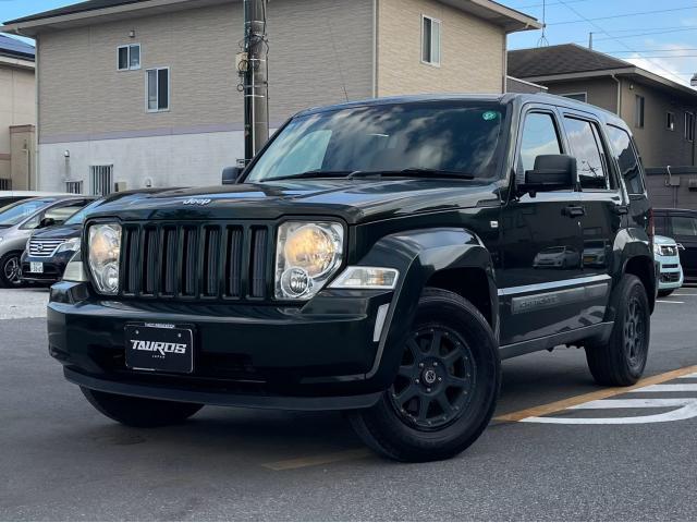 2011 CHRYSLERJEEP JEEP Cherokee Sports