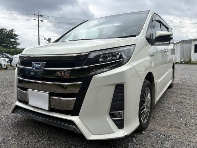 2018 Toyota Noah Hybrid Hybrid Si Double Bi-Bi