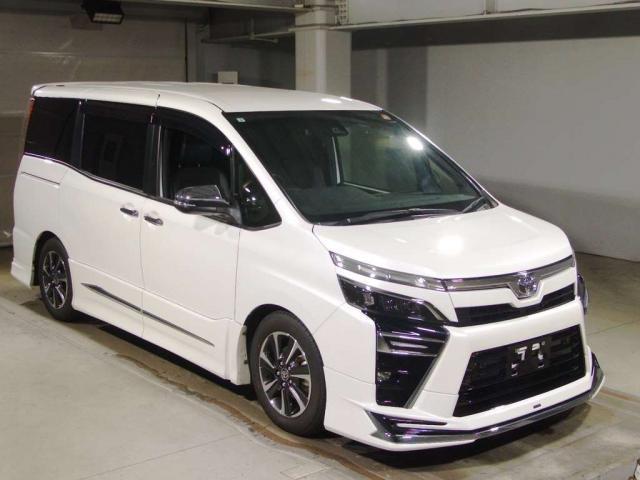 2021 Toyota Voxy ZS Kirameki?