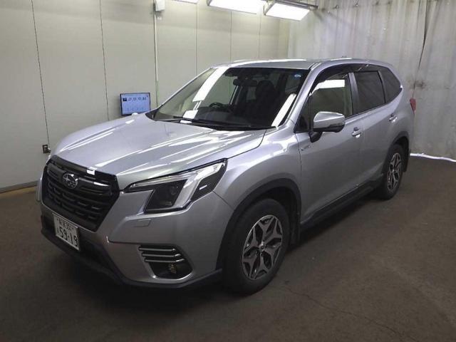 2022 SUBARU Forester Hybrid Touring 4WD — Photo 1