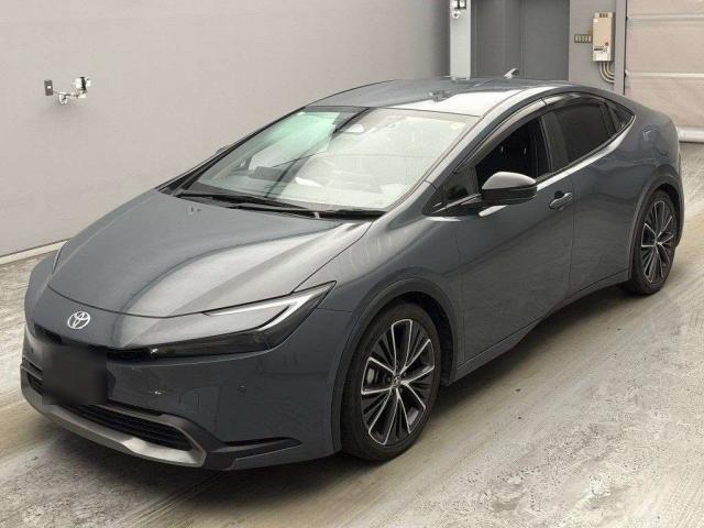2023 Toyota Prius G — Photo 1