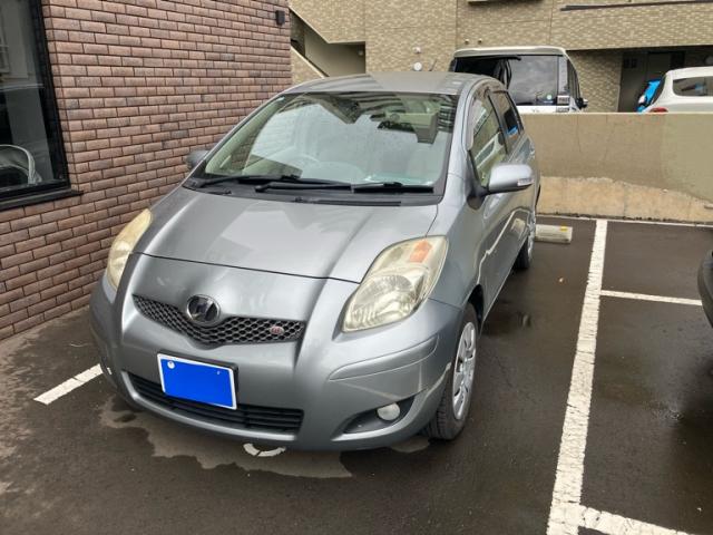 2008 Toyota VITZ Aisle