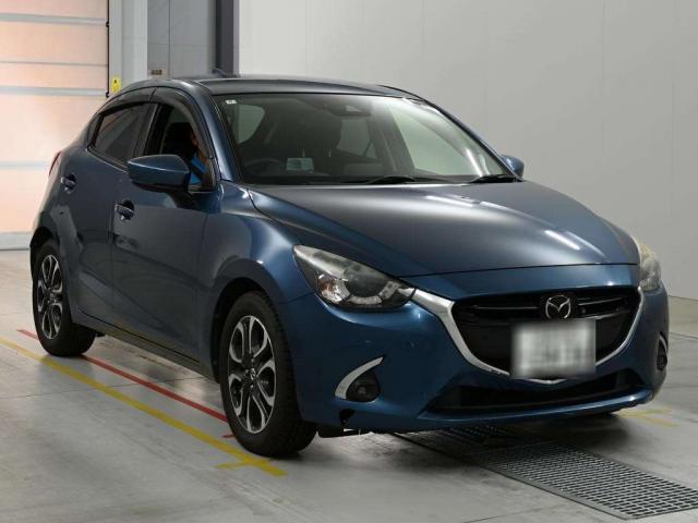 2018 MAZDA Demio XD Touring — Photo 1