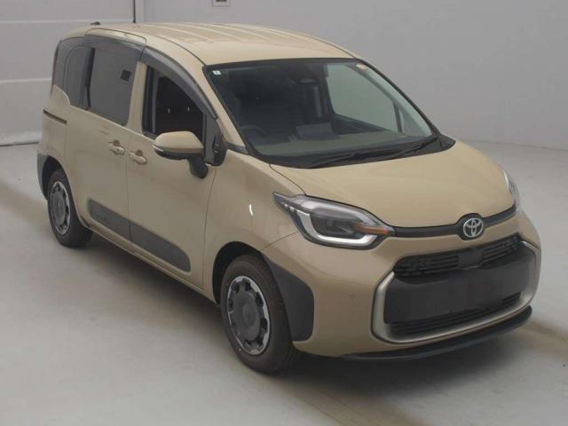 2024 Toyota Sienta Hybrid Hybrid Z 4WD