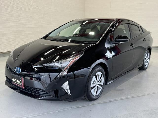 2017 Toyota Prius A — Photo 1