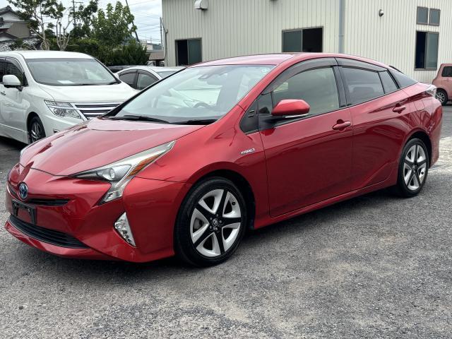 2017 Toyota Prius S Touring Selection, GOO Certified