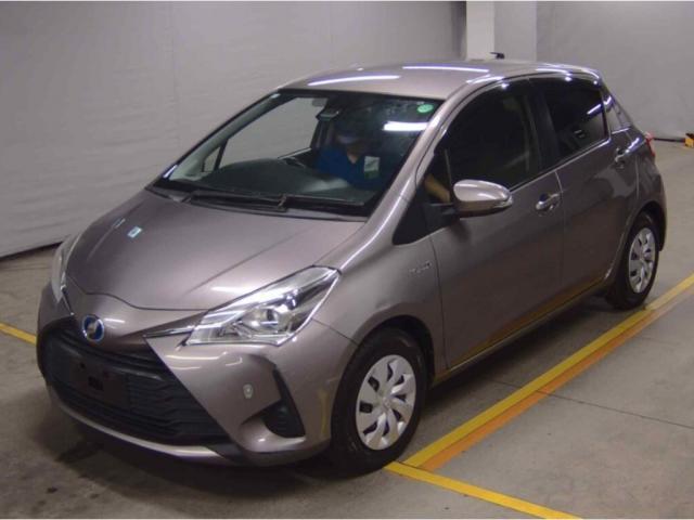 2017 Toyota Vitz Hybrid Hybrid F